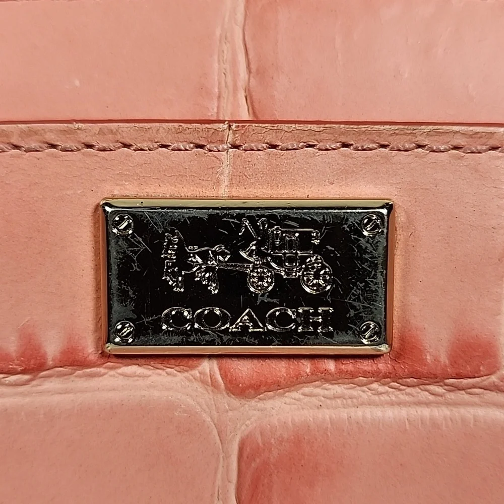 Coach Madison Long Zippy Wallet